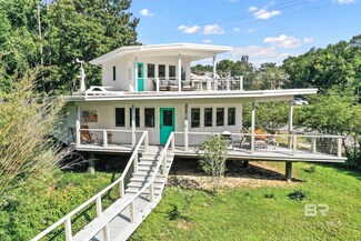 306 Creek Dr, Fairhope, AL 36532