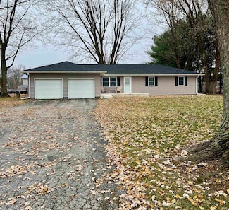 4693 W 1300 S, Galveston, IN 46932