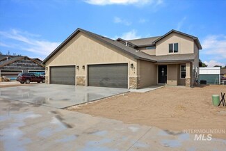 820 & 824 Jack Ave, Jerome, ID 83338