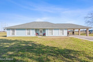 1018 Cajun Dr, New Iberia, LA 70563