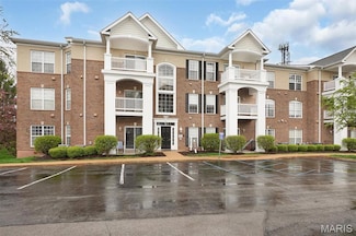 13115 Mill Crossing Ct Unit 106, Saint Louis, MO 63141
