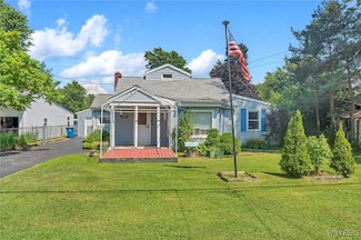 6689 Prescott Dr, Derby, NY 14047