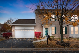 631 Belmont Ln, Carol Stream, IL 60188