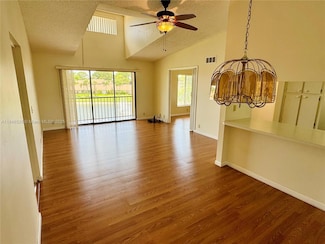 806 Sky Pine Way Unit H3, Greenacres, FL 33415