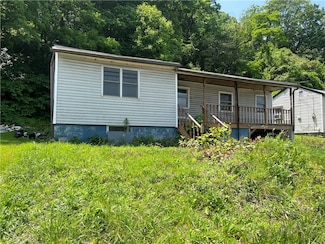 1646 Beaver Ave, Monaca, PA 15061