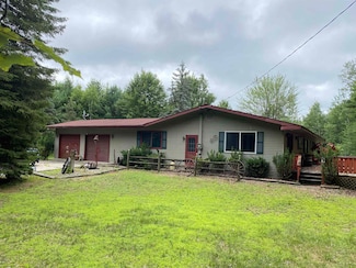 5597 Groszek Rd, Sterling, MI 48659