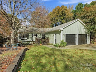 4002 Windward Dr, Fort Mill, SC 29708