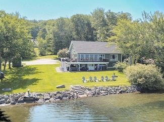 42 & 45 Barter Rd, Rockland, ME 04841