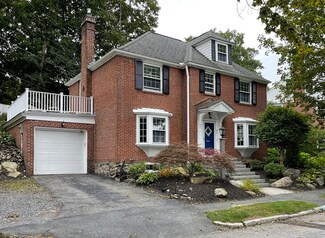 95 Beeching St, Worcester, MA 01602