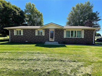 701 W Washington St, Waynetown, IN 47990
