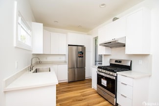 1310 18th Ave, San Francisco, CA 94122