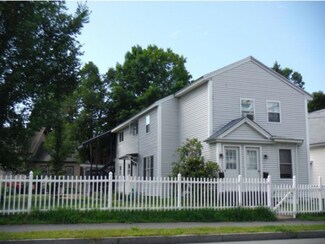13 Clinton St, Concord, NH 03301