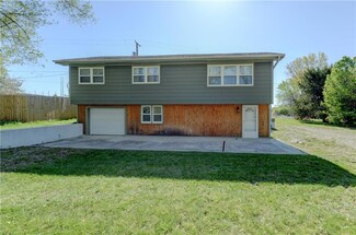 605 Valley Dr, Plattsburg, MO 64477