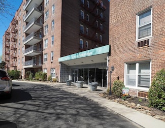 55 Austin Place Unit 7D, Staten Island, NY 10304