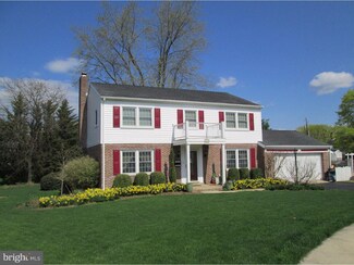 2211 Burkey Ct, Reading, PA 19610