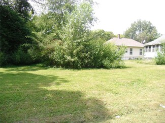 515 Cherry St, Lebanon, IL 62254