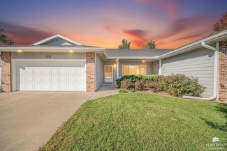 1221 NW 5th St, Abilene, KS 67410