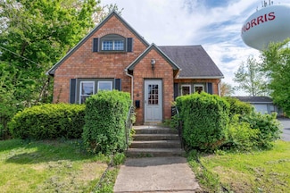107 E Front St, Mount Morris, IL 61054
