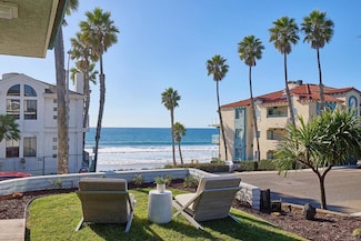 1102 S Pacific St, Oceanside, CA 92054