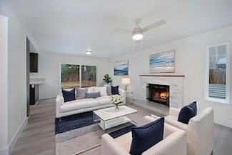 8336 Cutler Way, Sacramento, CA 95828