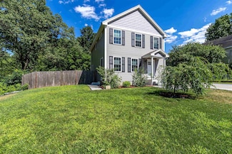 14 Daniel Webster Dr, MerriMacK, NH 03054