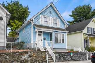 23 Arthur St, Lowell, MA 01851