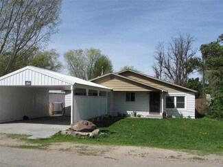 211 E Park Ave, New Plymouth, ID 83655