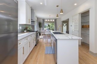 3462 S Schauer Ave, Milwaukee, WI 53219