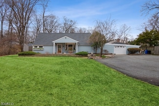 17 Moraine Rd, Parsippany-Troy Hills Twp., NJ 07950