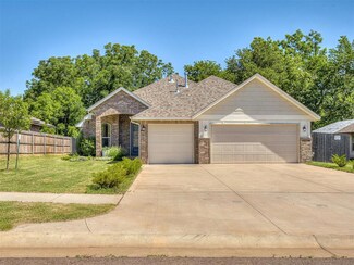 907 River Run Dr, Noble, OK 73068
