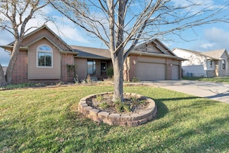 9506 E Elmwood St, Wichita, KS 67207