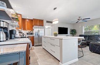 4050 NE 12th Terrace Unit 362, Oakland Park, FL 33334