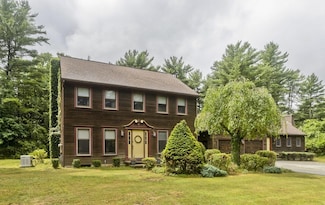 11 Fenton Rd, Monson, MA 01057