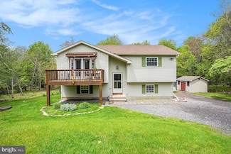 13 Denise Ct, Albrightsville, PA 18210