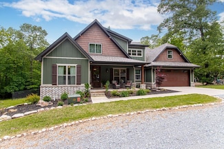 4201 Lovell Ln, Benton, AR 72019