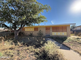 4948 Royal Dr, El Paso, TX 79924