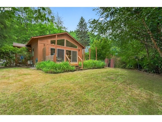 10268 Fieldcrest Dr, Clatskanie, OR 97016