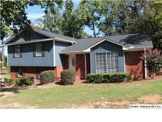 908 19th Ave NW, Center Point, AL 35215