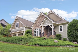 47 Yellow Wood Ln, Horse Shoe, NC 28742