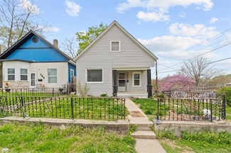 706 N 11th St, Kansas City, KS 66102