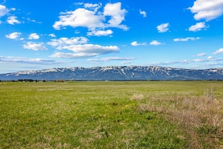 15 Ringo Ln Unit 1, Donnelly, ID 83615