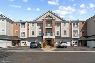 420 Hamlet Club Dr Unit 206, Edgewater, MD 21037