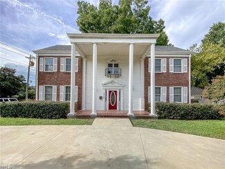506 W Church St, Elizabeth City, NC 27909