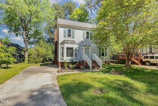 3109 E Folkestone Place, Raleigh, NC 27604