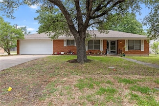 2211 Carter Creek Pkwy, Bryan, TX 77802