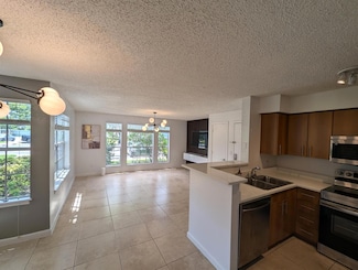 1215 Crystal Way Unit G, Delray Beach, FL 33444
