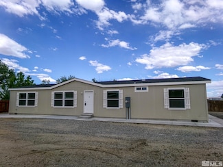6 Smoke Tree Ln, Yerington, NV 89447