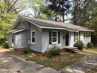 216 Beech St, Hamlet, NC 28345