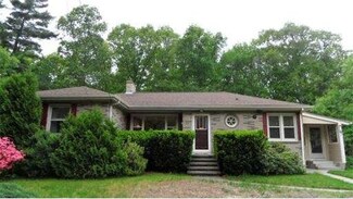 87 Greene St, Hopedale, MA 01747