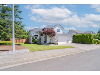 1833 NW 30th Cir, Camas, WA 98607